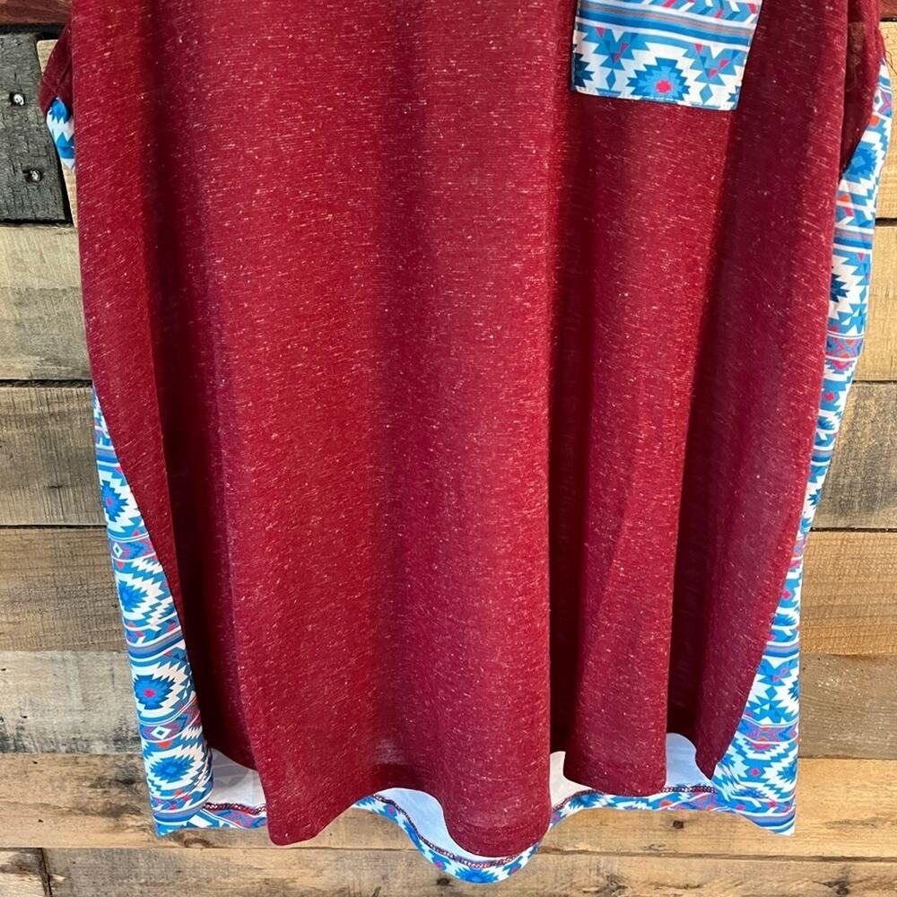 Sunshine‎ & Rodeos Burgundy Aztec Print Top Size Large - Picture 6 of 11